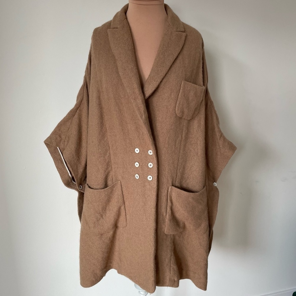 Nells Nelson Camelhair Tan Brown Button Front 3 Pocket Cape Coat Size It 42 Us 6